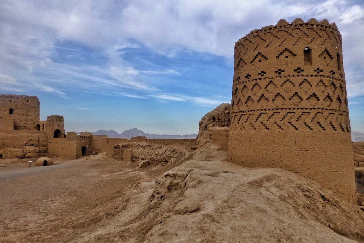 نارین قلعه