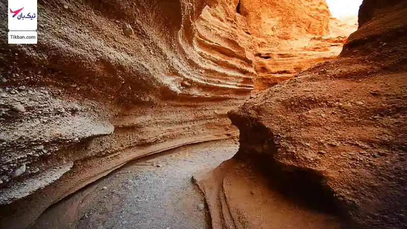 شکافهای دره کال جنی