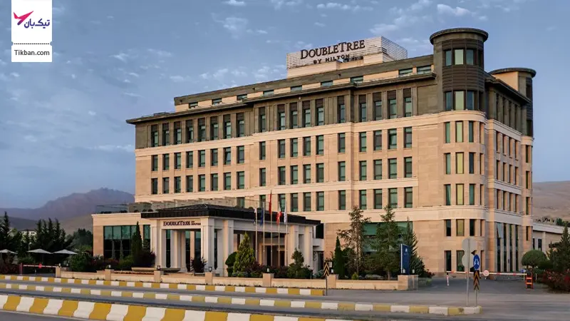 هنل هیلتون وان