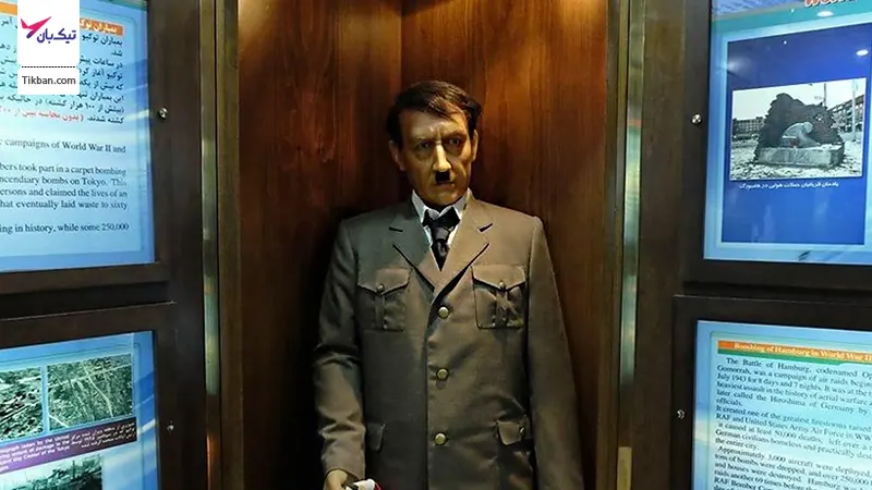 مجسمه هیتلر در موزه صلح تهران